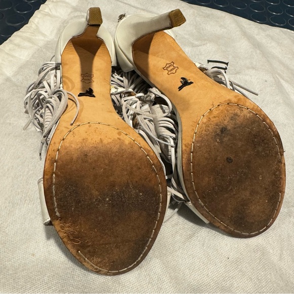 Emily B Billie in white heels - Picture 11 of 12